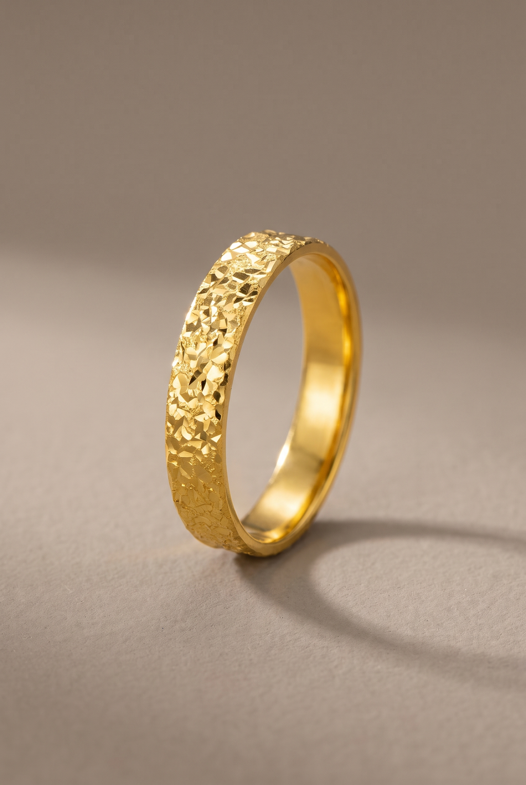 DropIQ sparkle-textured gold-tone band ring